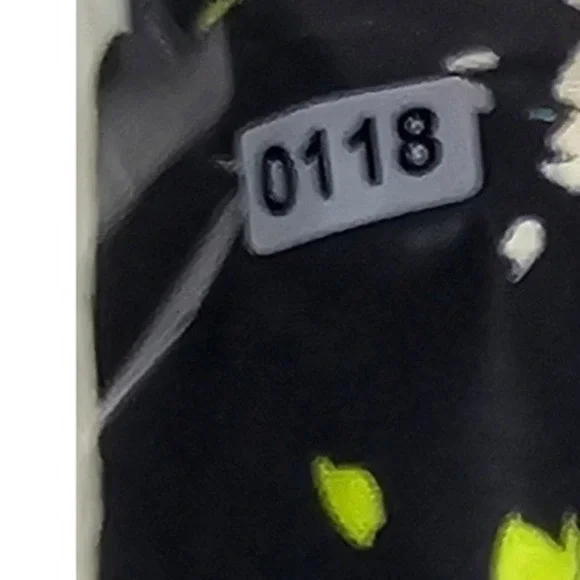 EMALINE WOMAN Floral Print Black Green White Short Sleeve Top Plus Size 2X - Picture 8 of 8